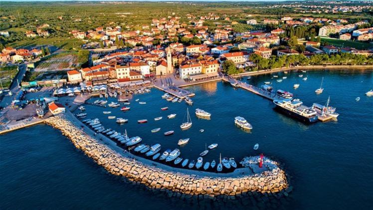 Apartman Dobric Fažana エクステリア 写真