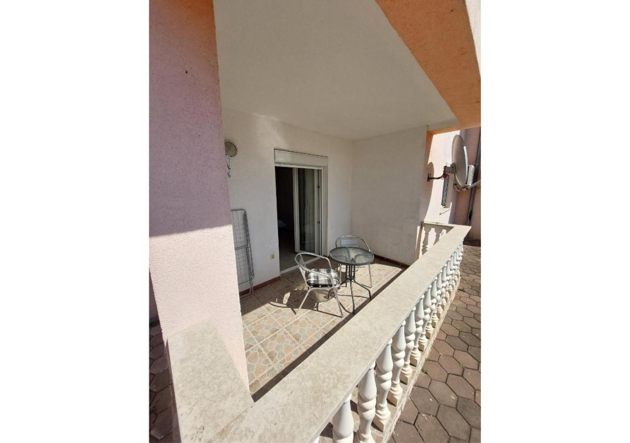 Apartman Dobric Fažana エクステリア 写真